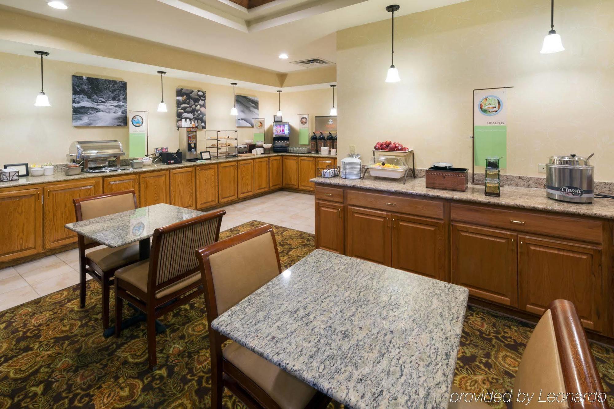 Comfort Inn & Suites Near Six Flags Lithia Springs Buitenkant foto